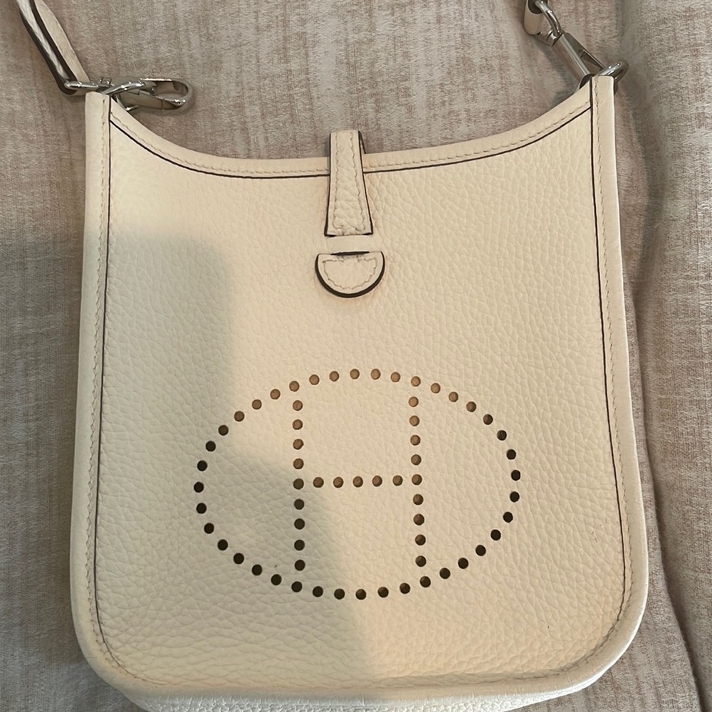 Hermes TPM Evelyne